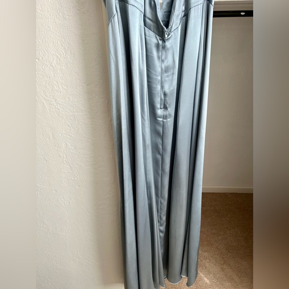 Bridal Gown - Picture 12 of 12